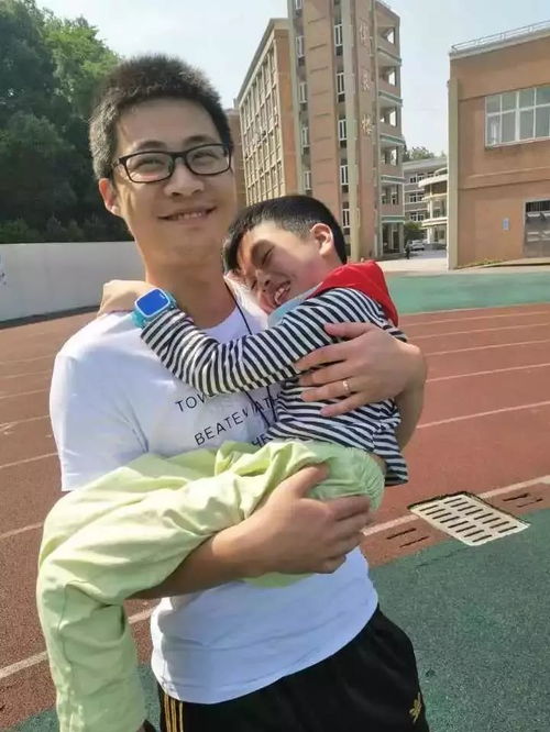 脑瘫男孩高考601分，母亲深情发声，为爱而战